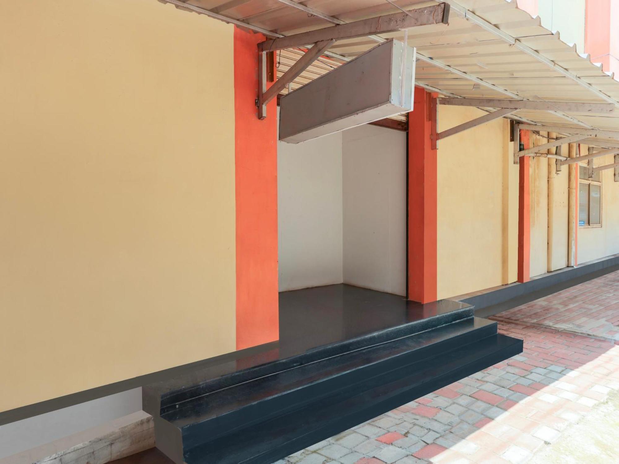 Hotel O Nila Tourist Home Thiruvananthapuram Exterior foto
